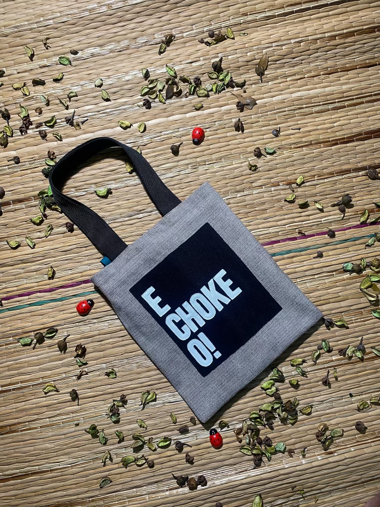 'E Choke O!" Tote Bag